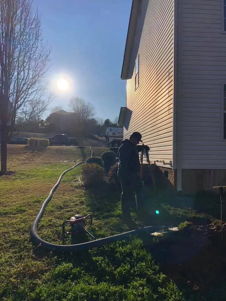 Septic service in New Caney